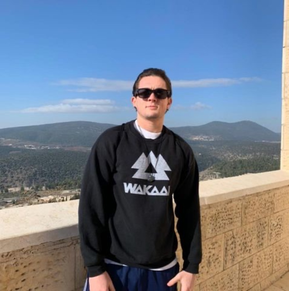 Meet your Posher, Myles